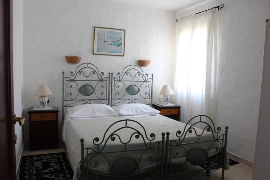 Villa Di Campagna Vicino Al Mare オロゼーイ エクステリア 写真